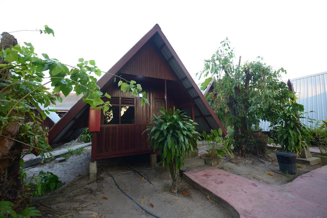 Delta Chenang Resort Pantai Cenang  Exterior foto